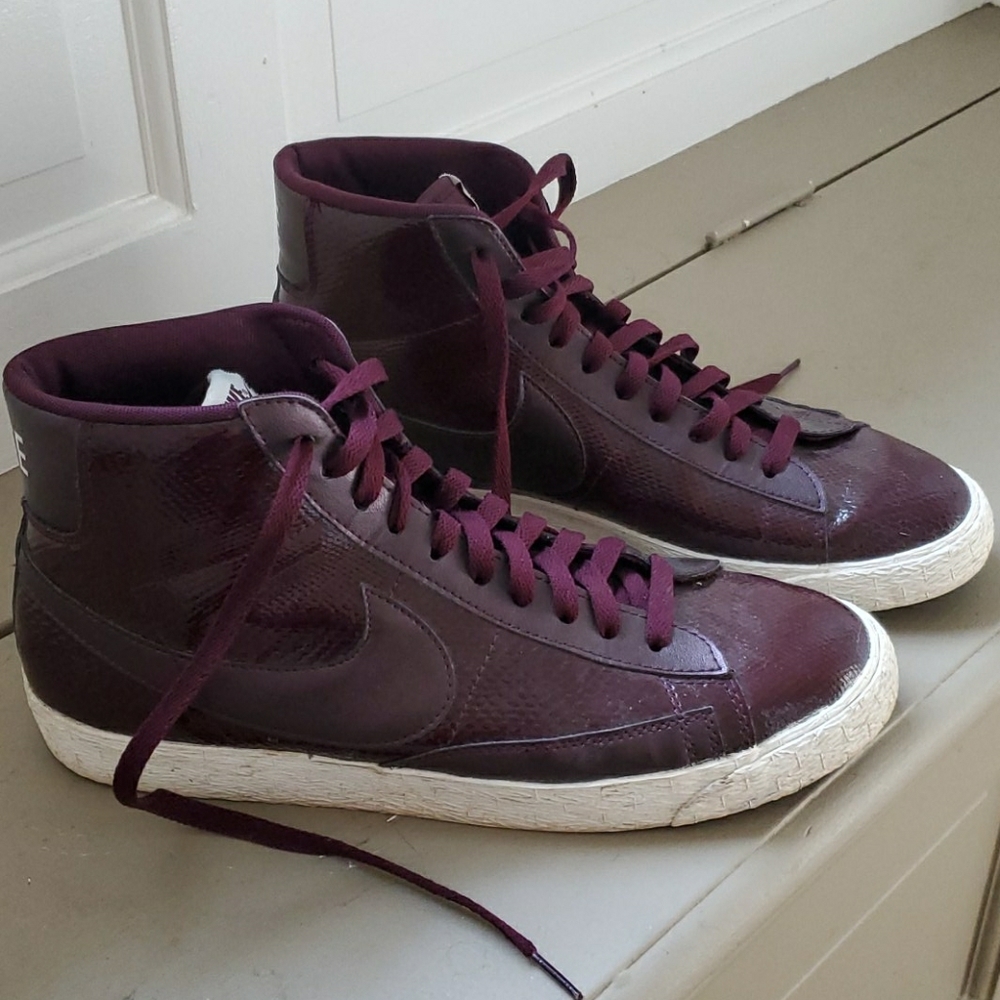 Nike Blazer Mid Leather Premium High Top Sneakers